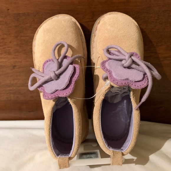Baby Gap Suede Desert Boot with Purple Flowers Size 11 - Picture 8 of 11